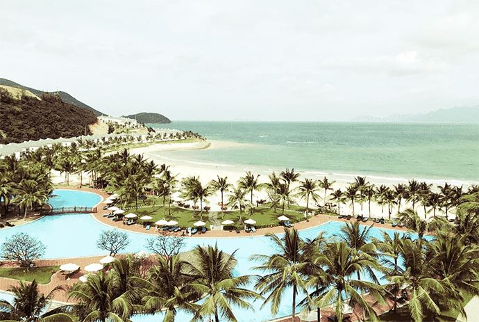 Hình ảnh bãi tắm tại Vinpearl Resort Nha Trang