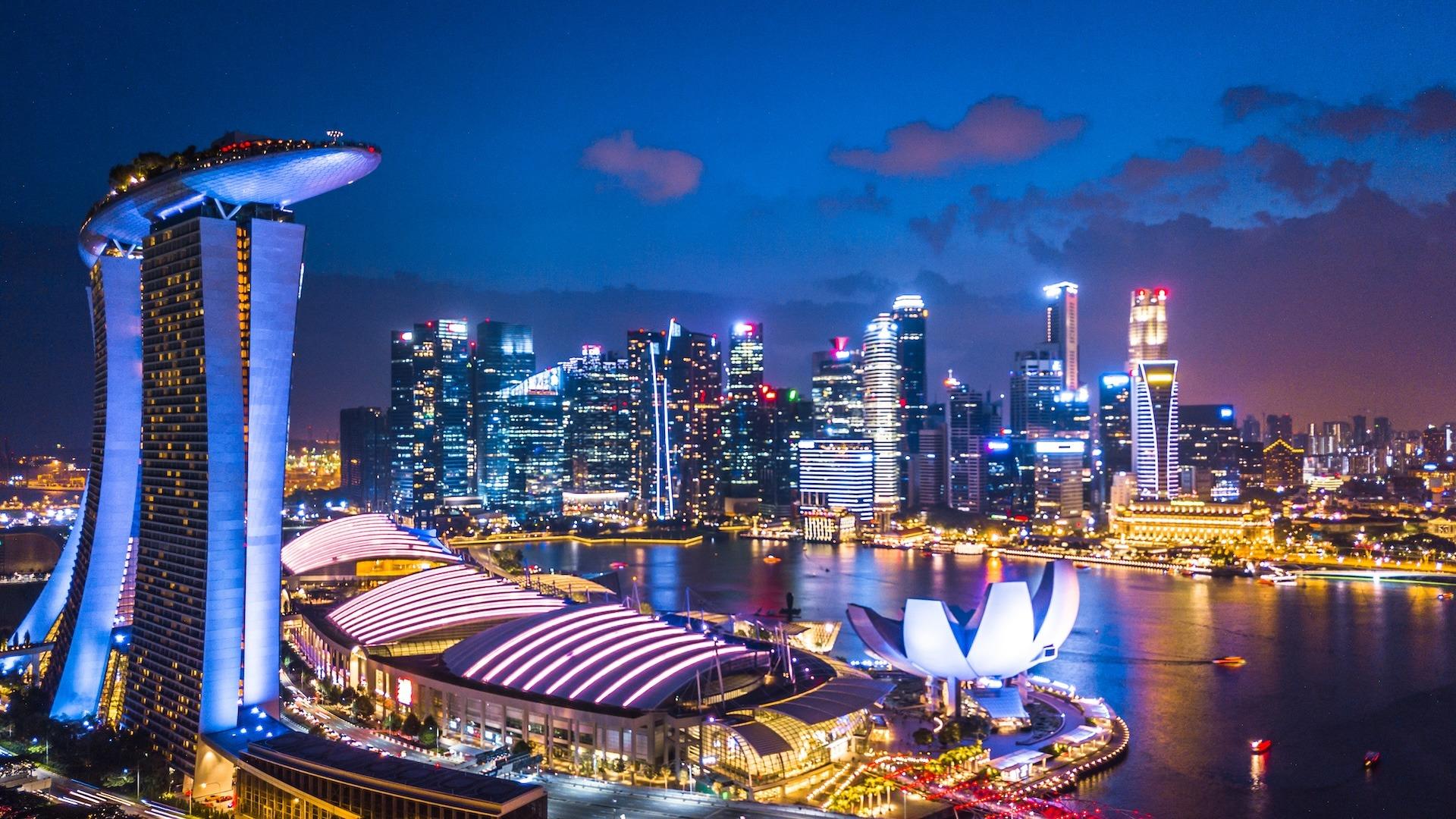 Du lịch Singapore: Khám phá top 10 điểm ăn đêm nổi tiếng